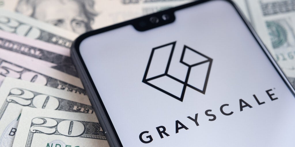 Ethereum’s Price Surge Hits New Weekly Peak Amid Grayscale’s ETHE Withdrawal Pause