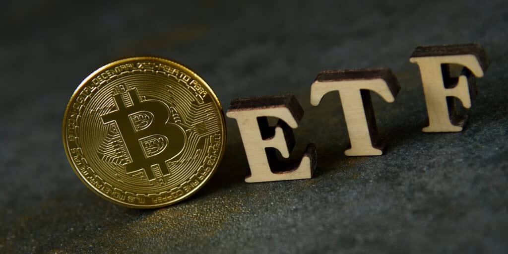 BlackRock Bitcoin ETF Investors Hold the Line as Markets Rebound