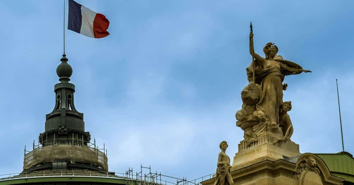 France Leads Major EU Nations in Embracing MiCA for Crypto Pioneers