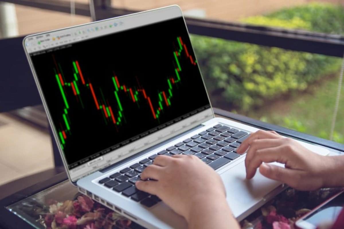 What is Paper Trading and How Does It Work? • Benzinga