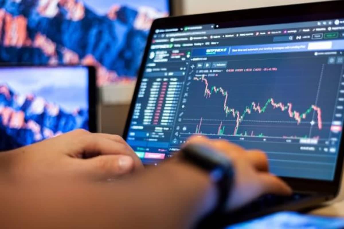 Mastering Forex Trading: The Ultimate Guide to Analysis Techniques