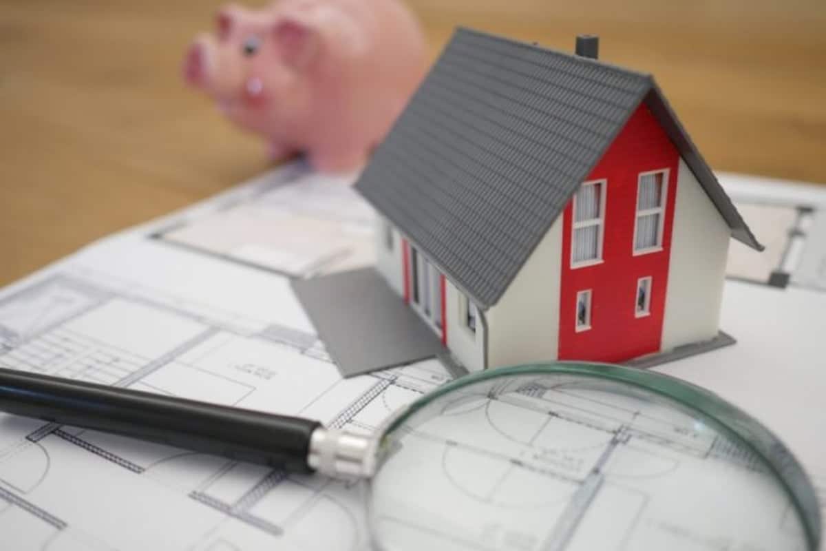 Choosing Between a Home Equity Line of Credit and a Home Equity Loan: What’s Better?